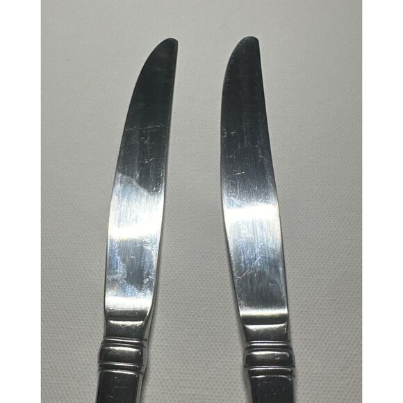 Mikasa HARMONY Glossy Set of 2 Dinner Knives 18/10 Stainless Flatware. Preowned - Picture 9 of 9